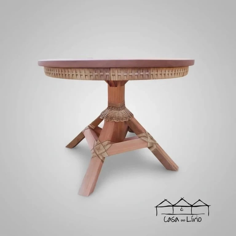 Mesa Pé Saia | Casa do Lírio