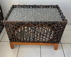 FS - MESA DE CENTRO 0,60 x 0,40 GOLD EM TRAMA MALUCA E PE MADEIRA | MAM Móveis Artesanais