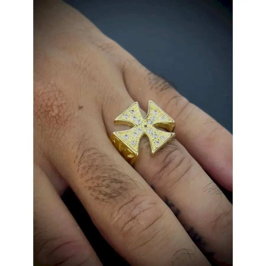 ANEL CRUZ DE MALTA CRAVEJADO | Everest Jóias (2)
