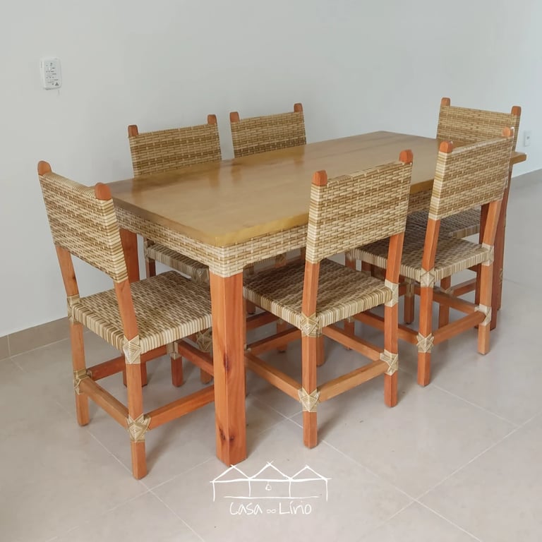 Mesa Comum Em Junco Sintético | Casa do Lírio (3)