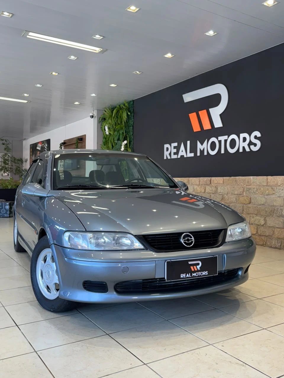 Vectra GLS 2.2 2000 | Real Motors (2)