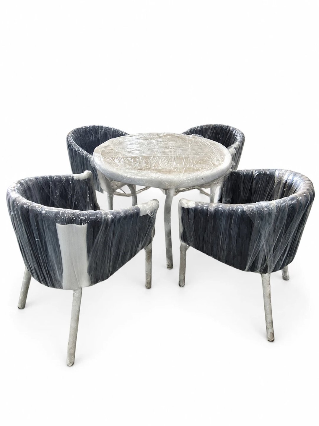 Conjunto de Mesa + 04 Cadeiras Canadá | Traços e Tramas (2)