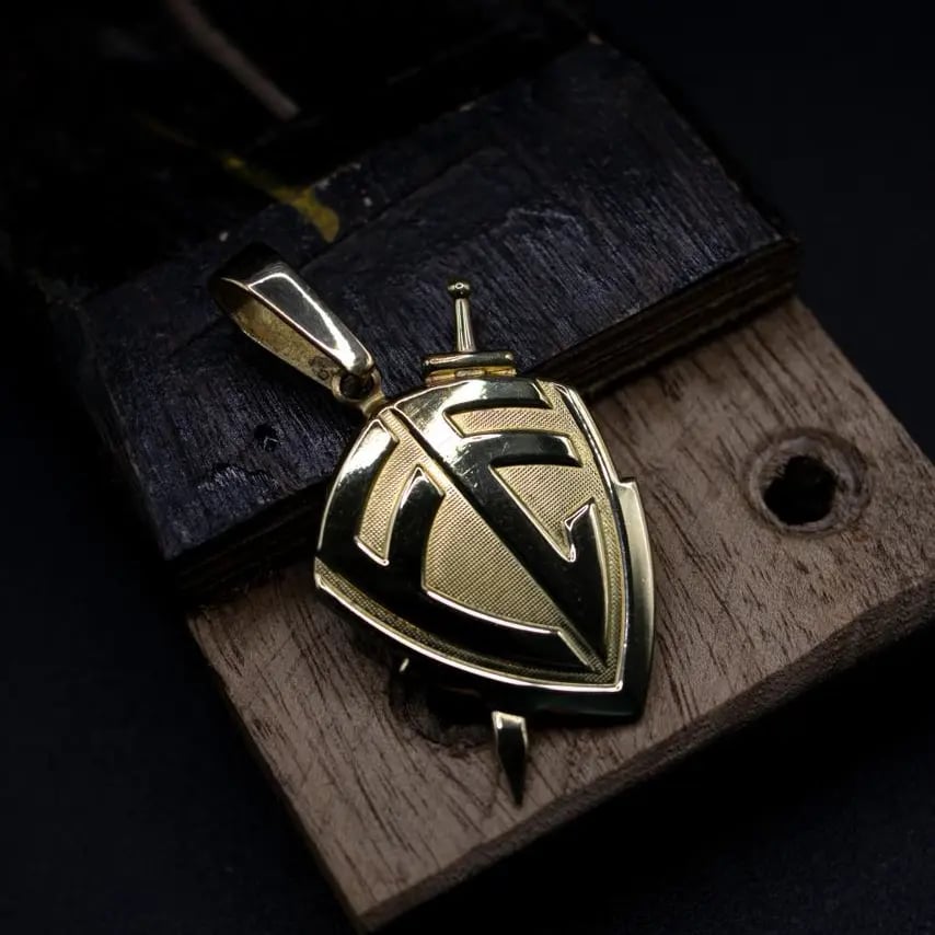 PINGENTE ESCUDO DA FÉ | Everest Jóias