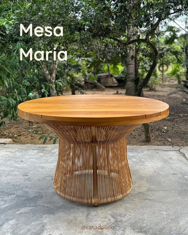 Mesa Maria | Casa do Lírio