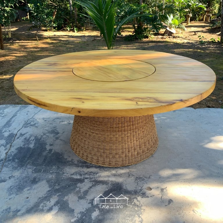Mesa Cone Com Centro Giratório Em Junco Sintético | Casa do Lírio