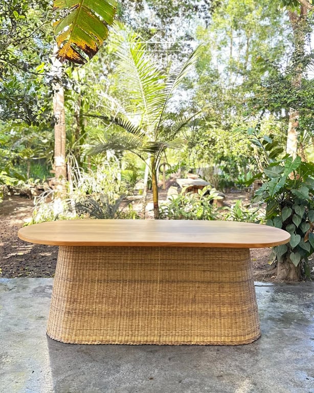 Mesa Cone Oval Em Junco Natural | Casa do Lírio (2)