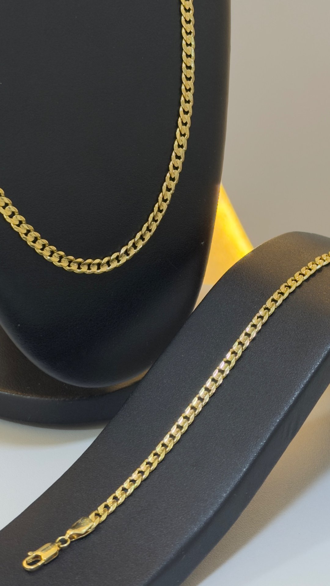 CONJUNTO CORRENTE + PULSEIRA CUBANA LAMINADA DE 4MM | Everest Jóias (2)