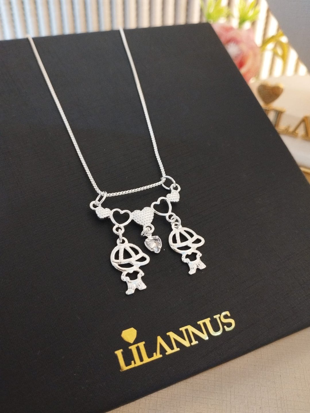 Colar FAMILIA Banho PRATA 925 | Gestor Lilannus Ltda