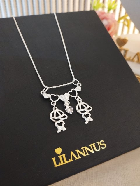Colar FAMILIA Banho PRATA 925 | Gestor Lilannus Ltda