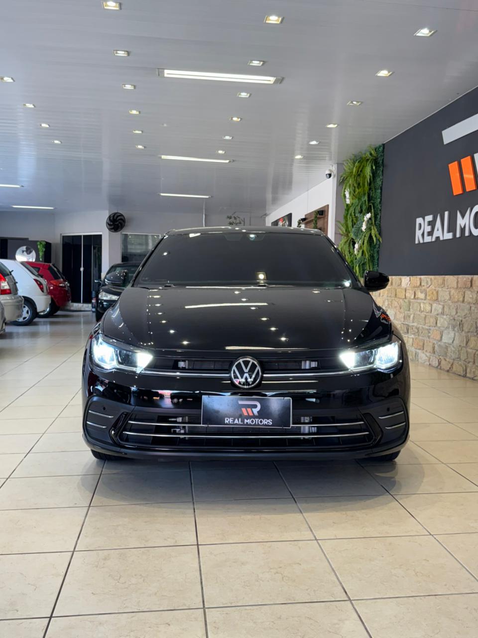 POLO 1.0 TSI highline 2023 | Real Motors (2)