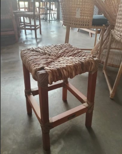 Banco Comum De Taboa Sem Encosto | Casa do Lírio
