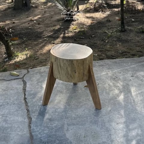 Tronquinho Potira | Casa do Lírio
