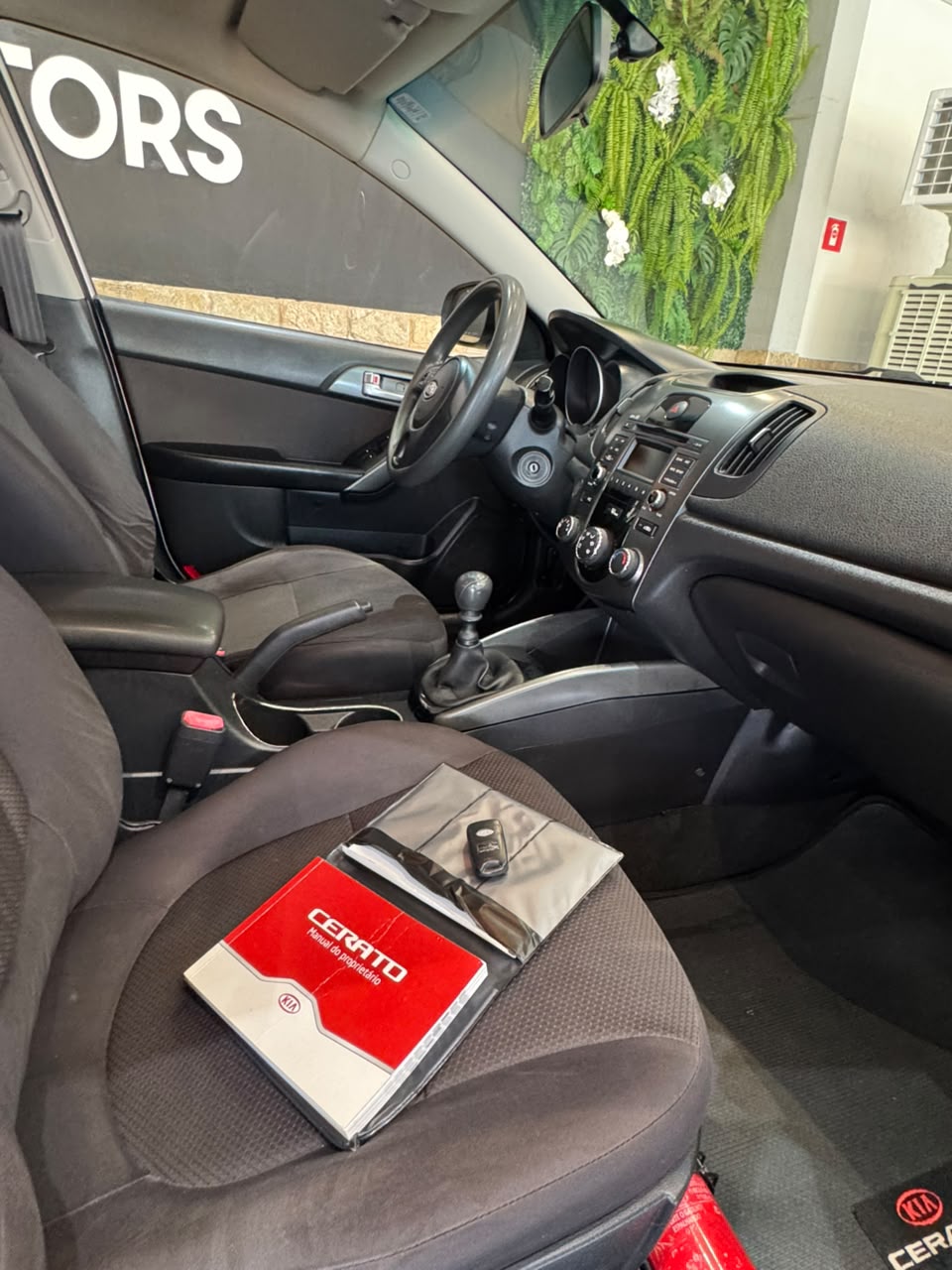 KIA Cerato EX3 1.6 manual | Real Motors (6)