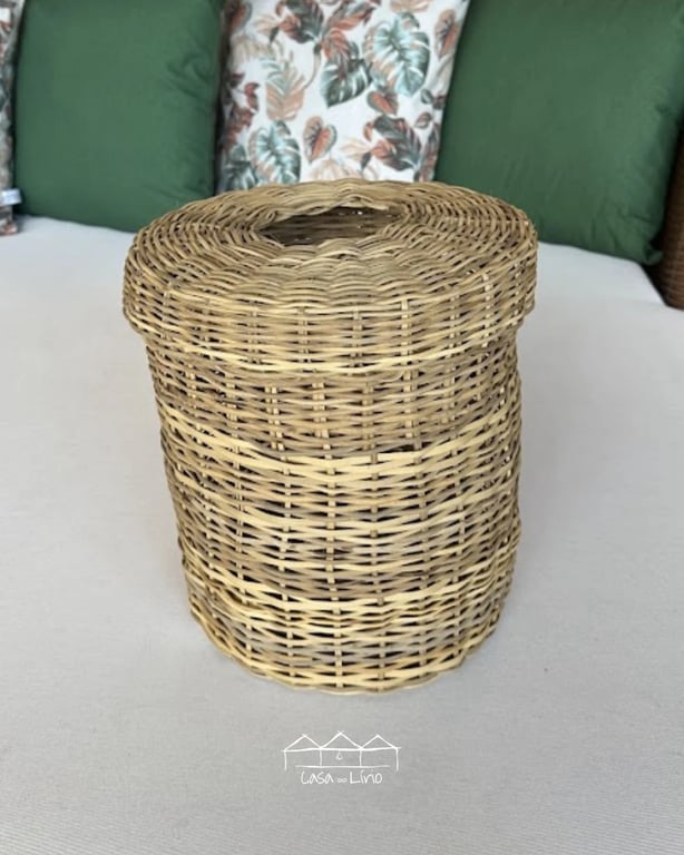 Lixeira De 12L - Junco Natural Com Tampa De Furo | Casa do Lírio