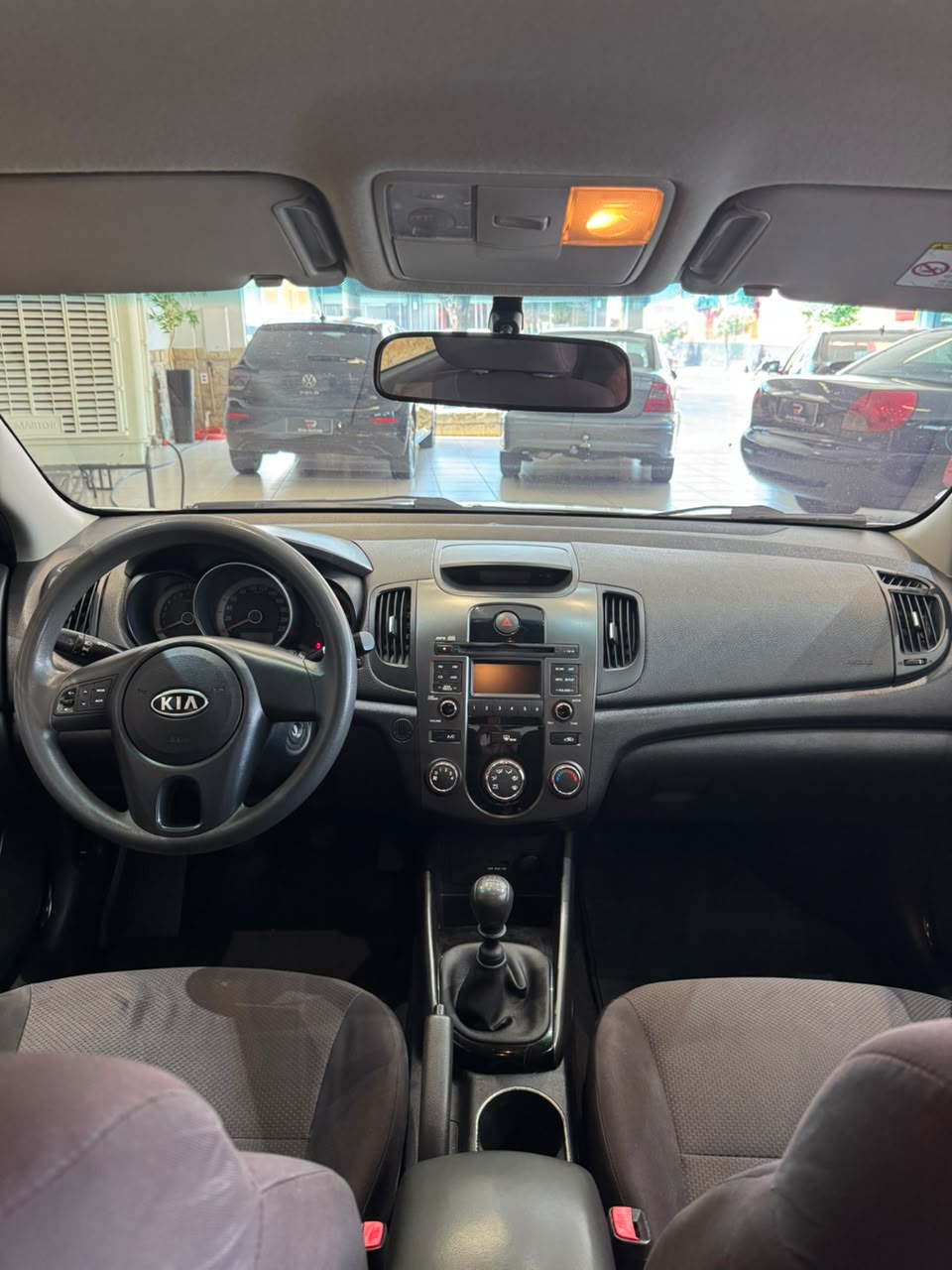 KIA Cerato EX3 1.6 manual | Real Motors (4)