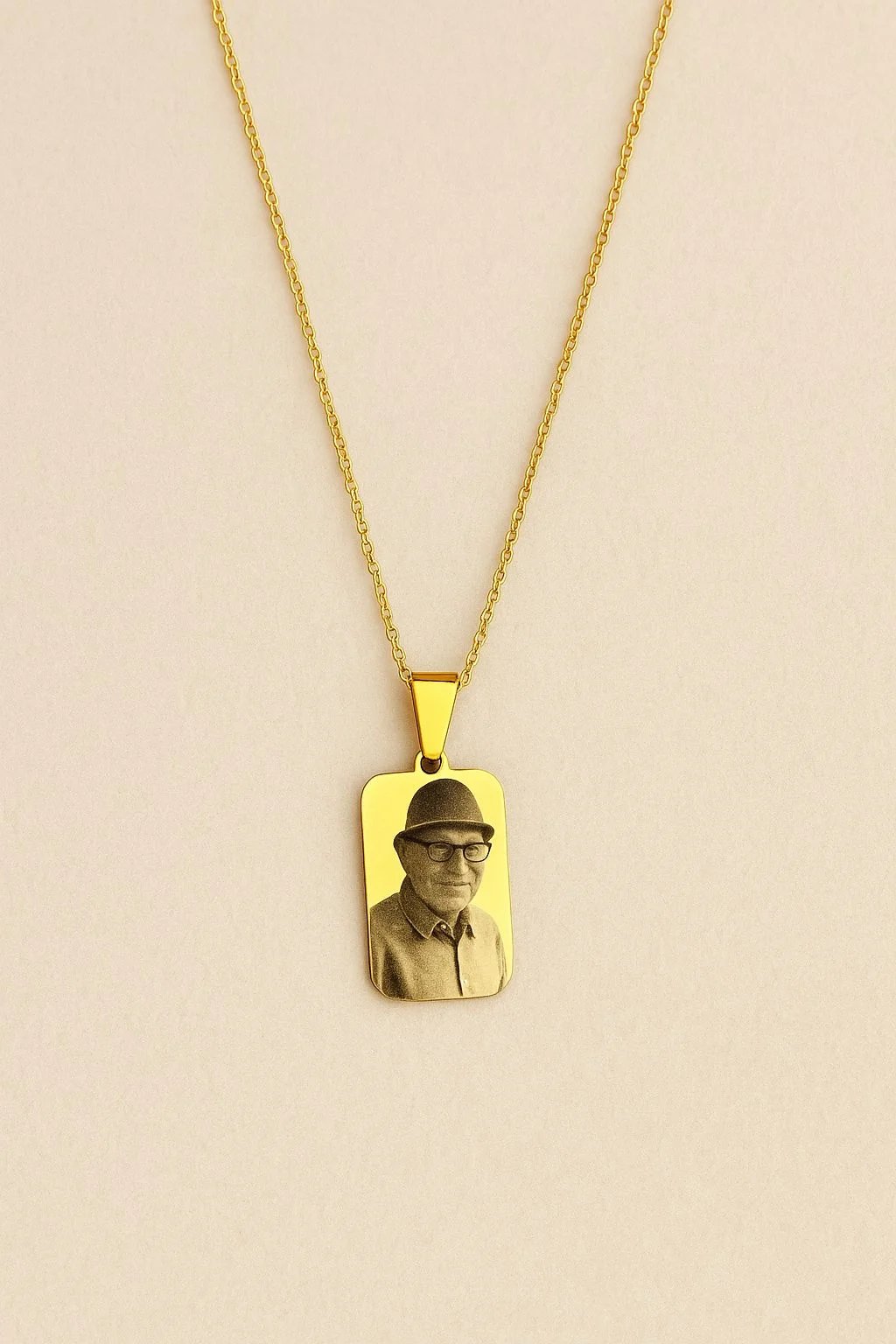 Aço Inox Dourado | Colar Fotogravação Retangular G | Like Joias e Acessórios