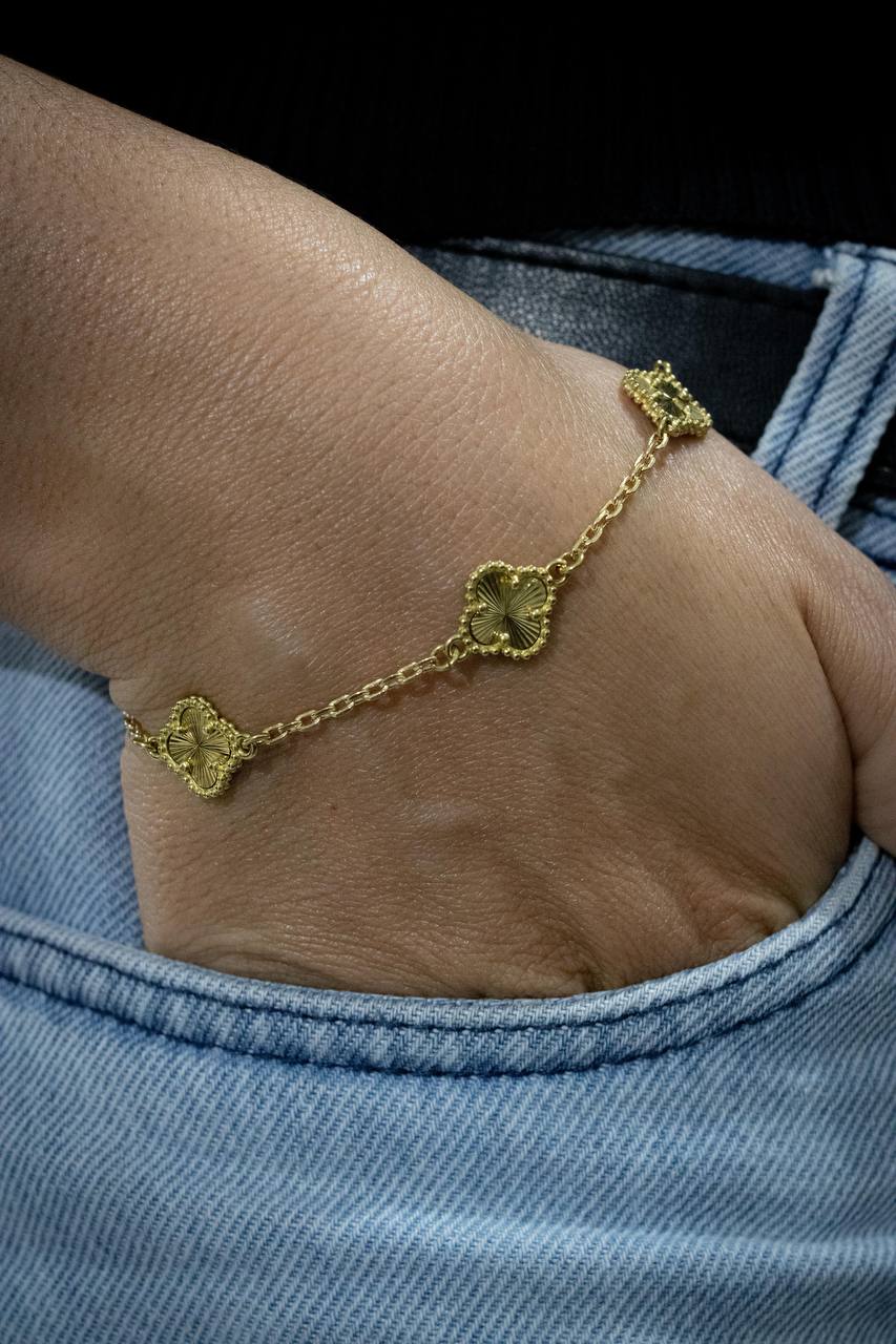 PULSEIRA VAN CLEEF DOURADA | Everest Jóias