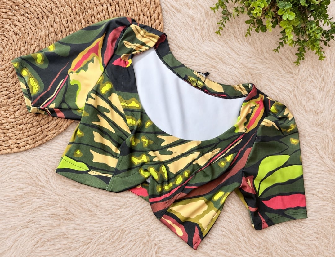 Blusa cropped estampada BL183 | Dryffer Fashion