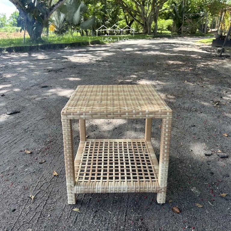 Mesa De Apoio Comum | Casa do Lírio (2)