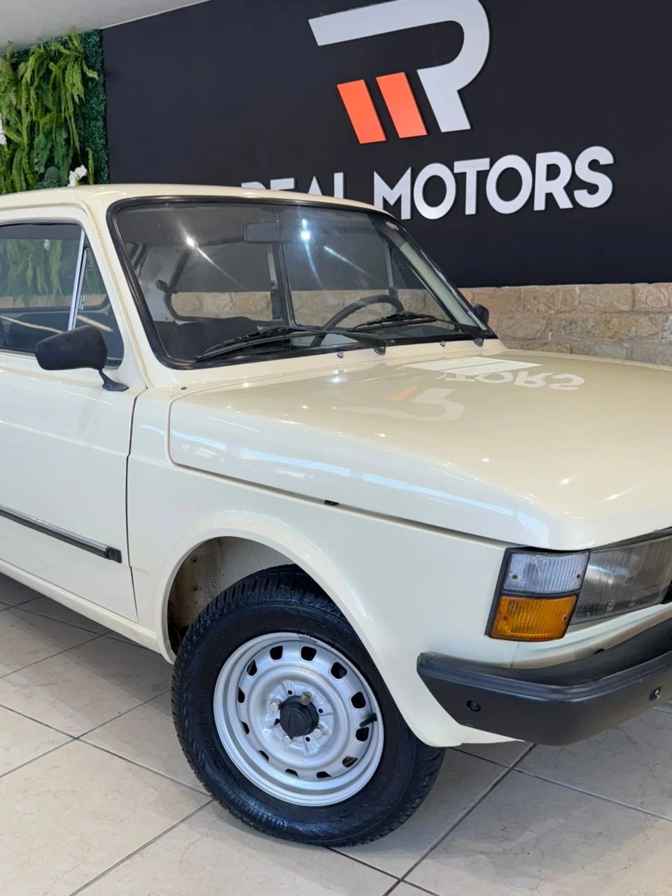 FIAT 147 L 1980 | Real Motors (3)