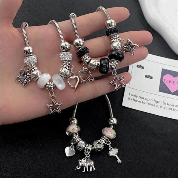 Pulseira berloques prata | Linqui