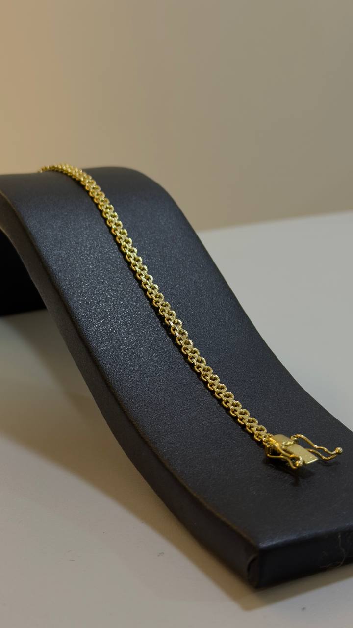 PULSEIRA ESTEIRA CADEADO DE 4MM | Everest Jóias (3)