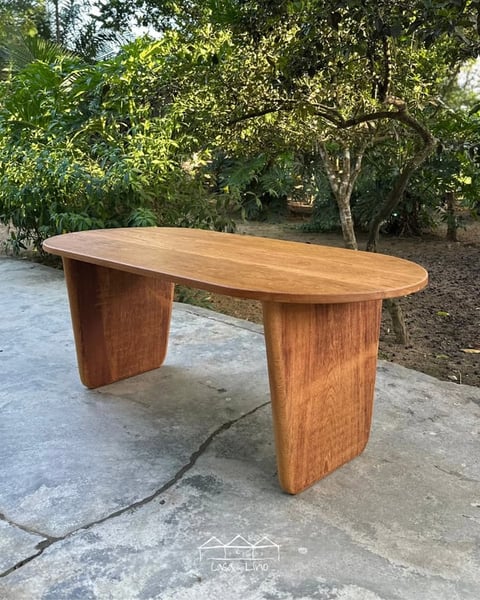 Mesa Noa Oval | Casa do Lírio
