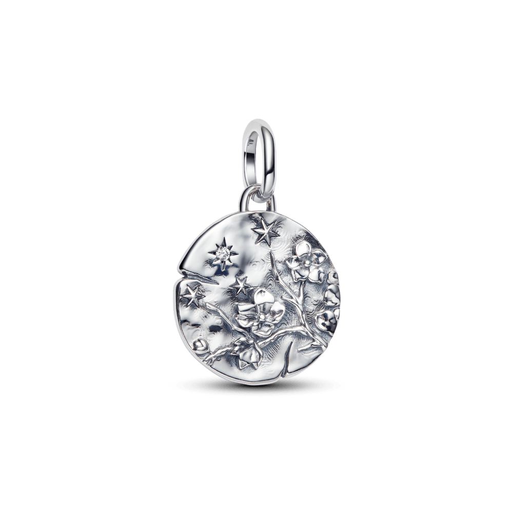 Charm Medalhão Flor De Cerejeira Prata | Like Joias e Acessórios