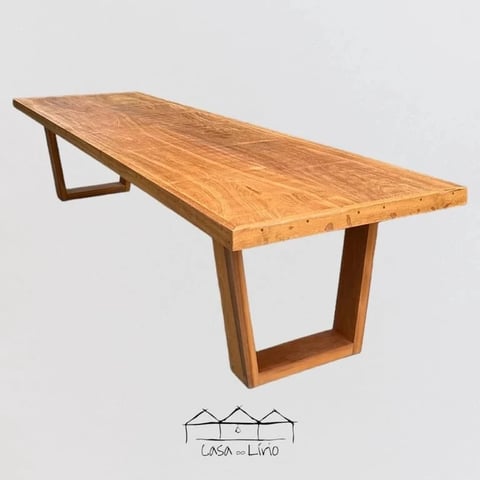 Mesa Lovato Inteiriça | Casa do Lírio