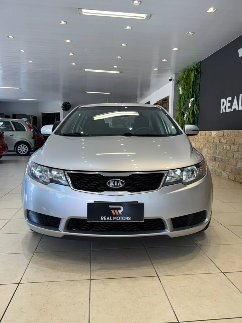 KIA Cerato EX3 1.6 manual | Real Motors (3)
