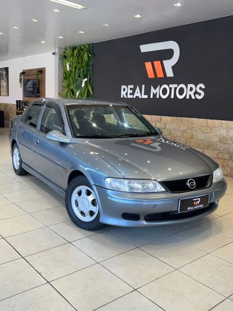 Vectra GLS 2.2 2000 | Real Motors