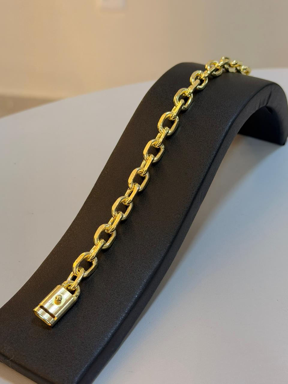 PULSEIRA CADEADO QUINA CURTA DE 8MM | Mafia do Ouro18k